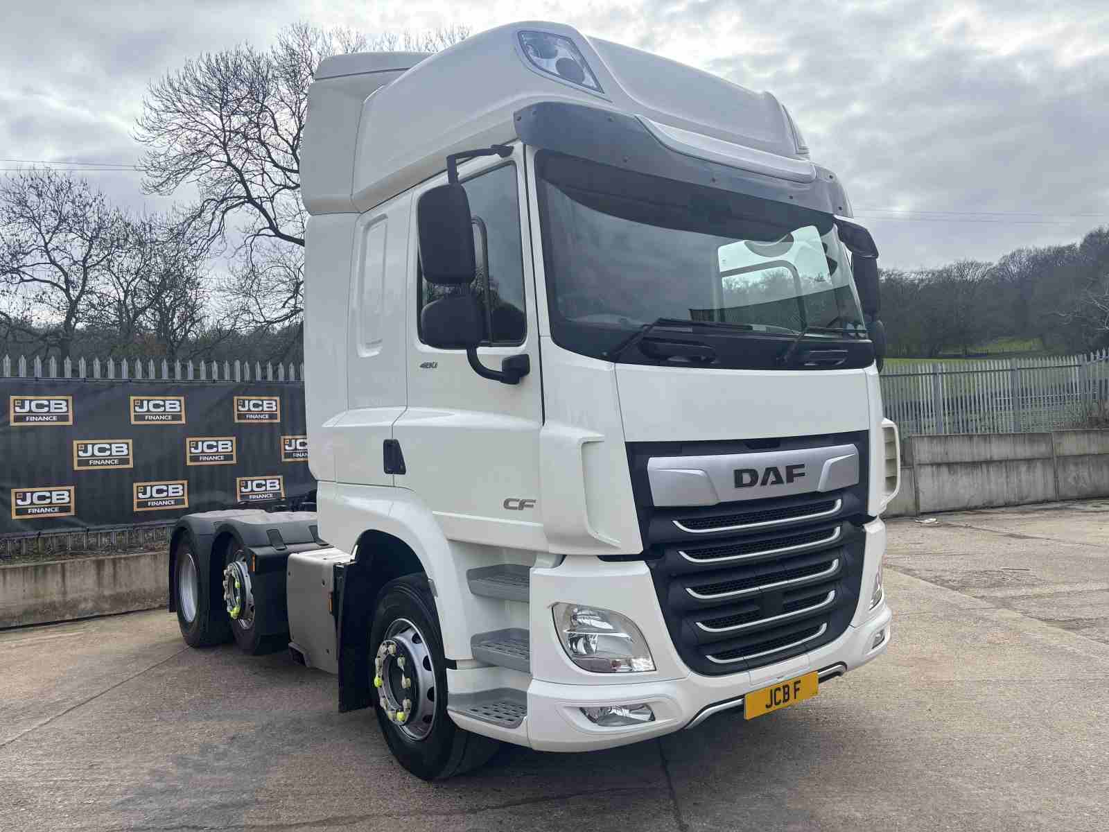 2022 DAF FTG CF480 44T Mid Lift Tractor Unit