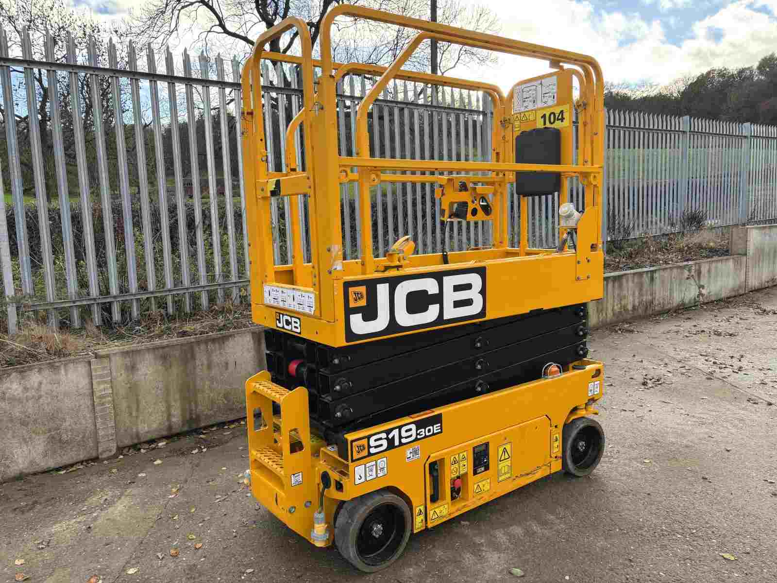 2021 JCB S1930E