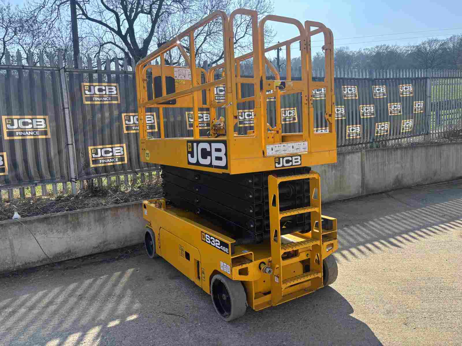 2022 JCB S3246E Scissor Lift  2021
