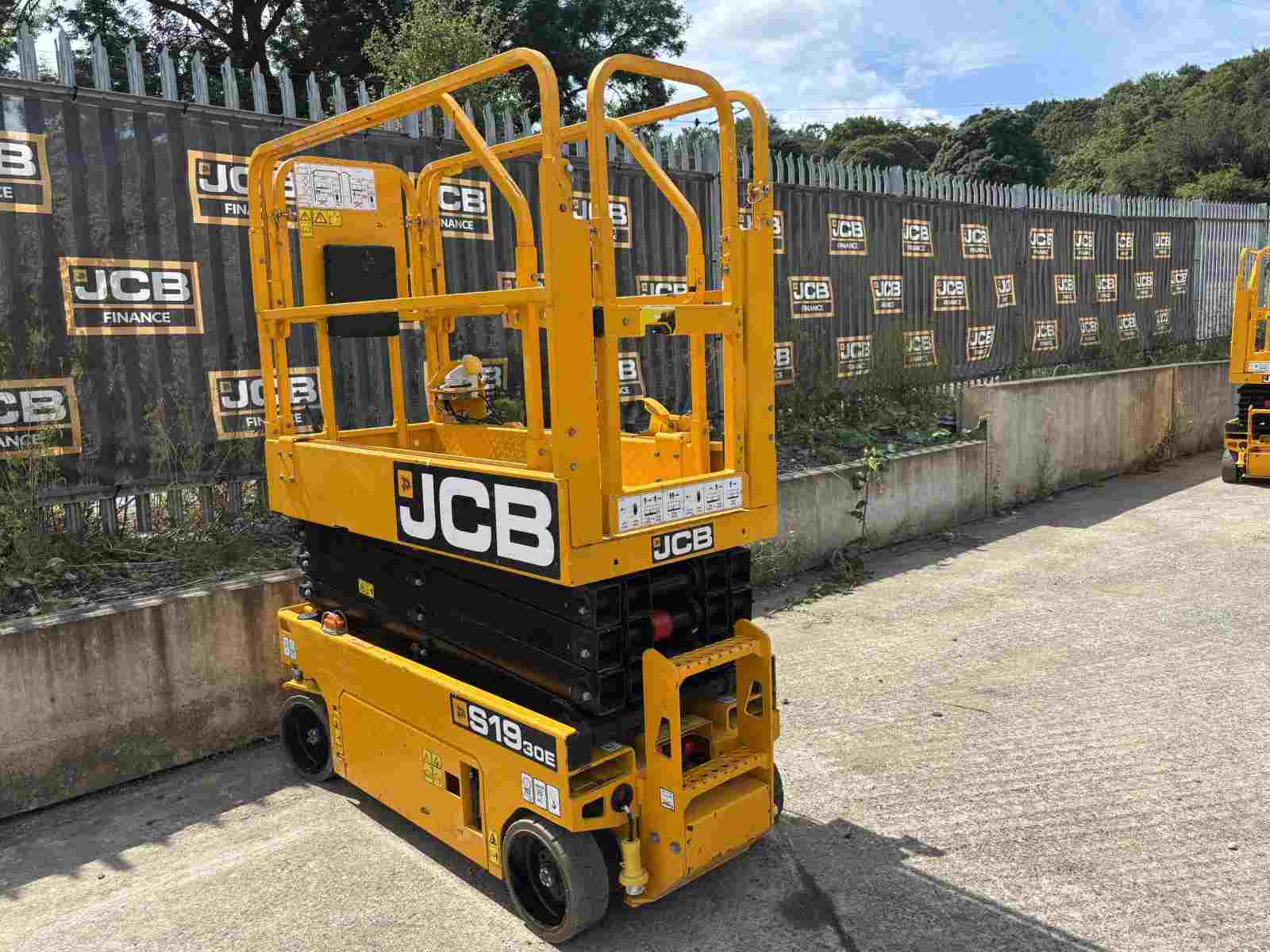 2022 JCB S1930E Scissor Lift  2022