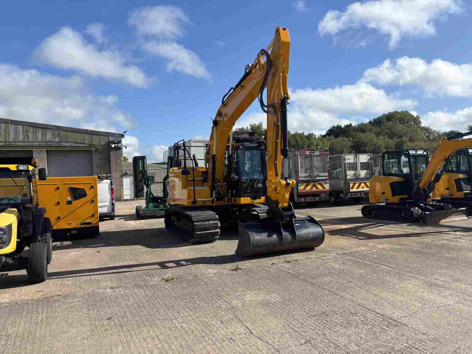 2024 JCB 131X LC Excavator Stage V   2024