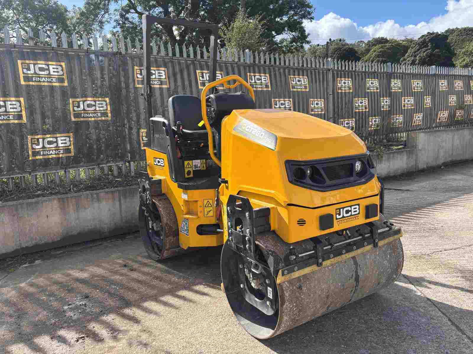 2024 JCB CT260-120 Tandem Roller  2024  206 hrs